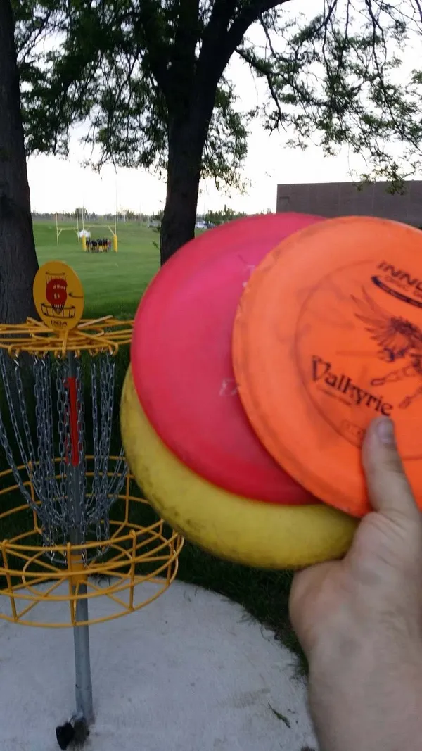 Black Hills State University: Hole 6 · Putt · Jun 2015, photo by Jon Hartwig